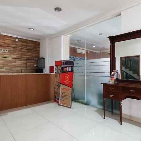 Sapadia Guest House Bandung Buitenkant foto