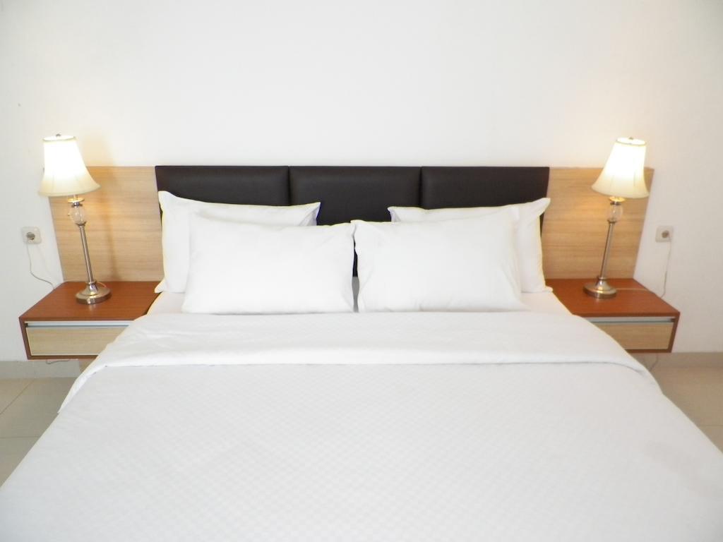 Sapadia Guest House Bandung Buitenkant foto