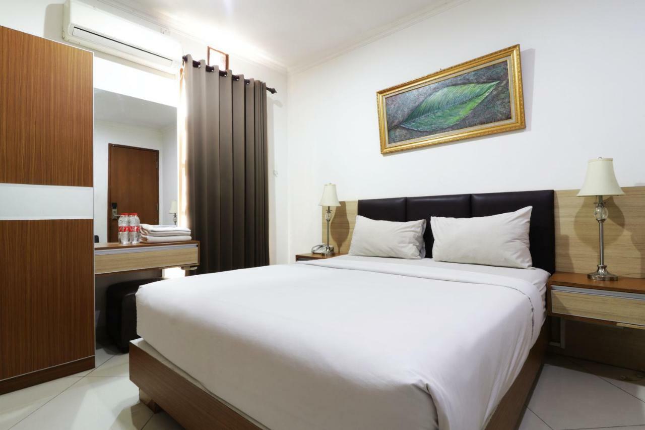 Sapadia Guest House Bandung Buitenkant foto