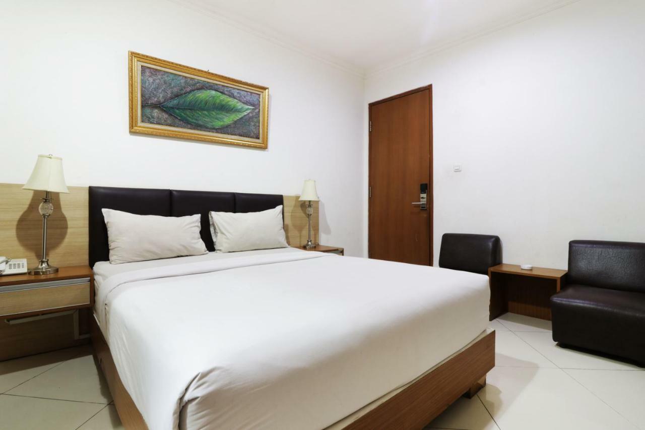 Sapadia Guest House Bandung Buitenkant foto
