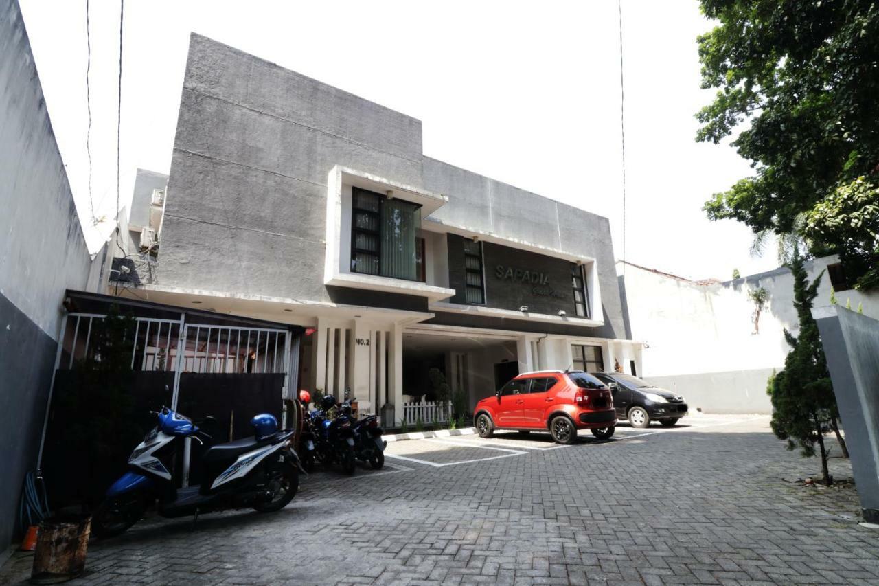 Sapadia Guest House Bandung Buitenkant foto