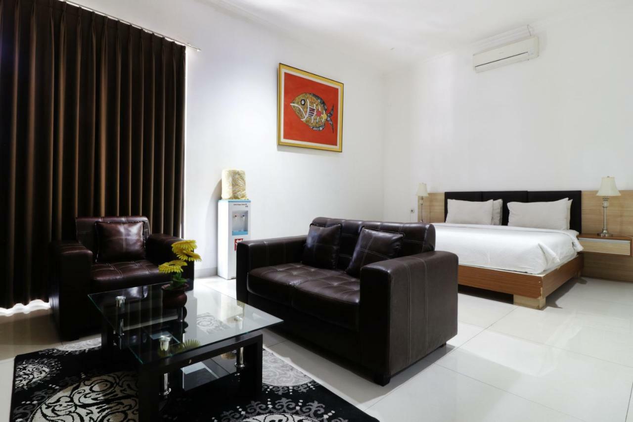 Sapadia Guest House Bandung Buitenkant foto